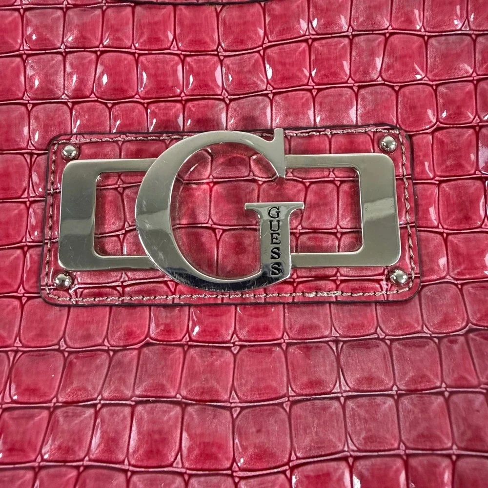 Guess tote bag